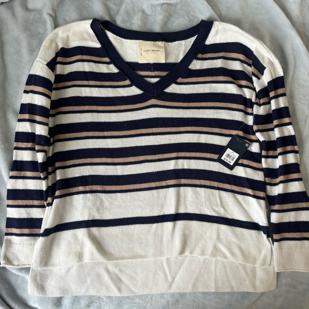 NWT! Lucky Brand Navy and Cream Striped V-Neck